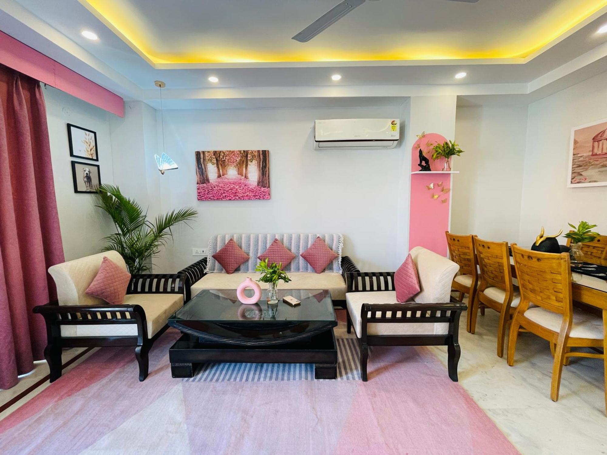Bedchambers Medicity Serviced Apartments In Gurgaon Extérieur photo