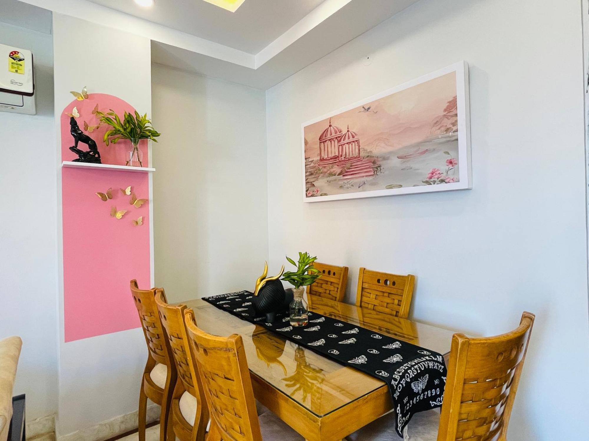 Bedchambers Medicity Serviced Apartments In Gurgaon Extérieur photo