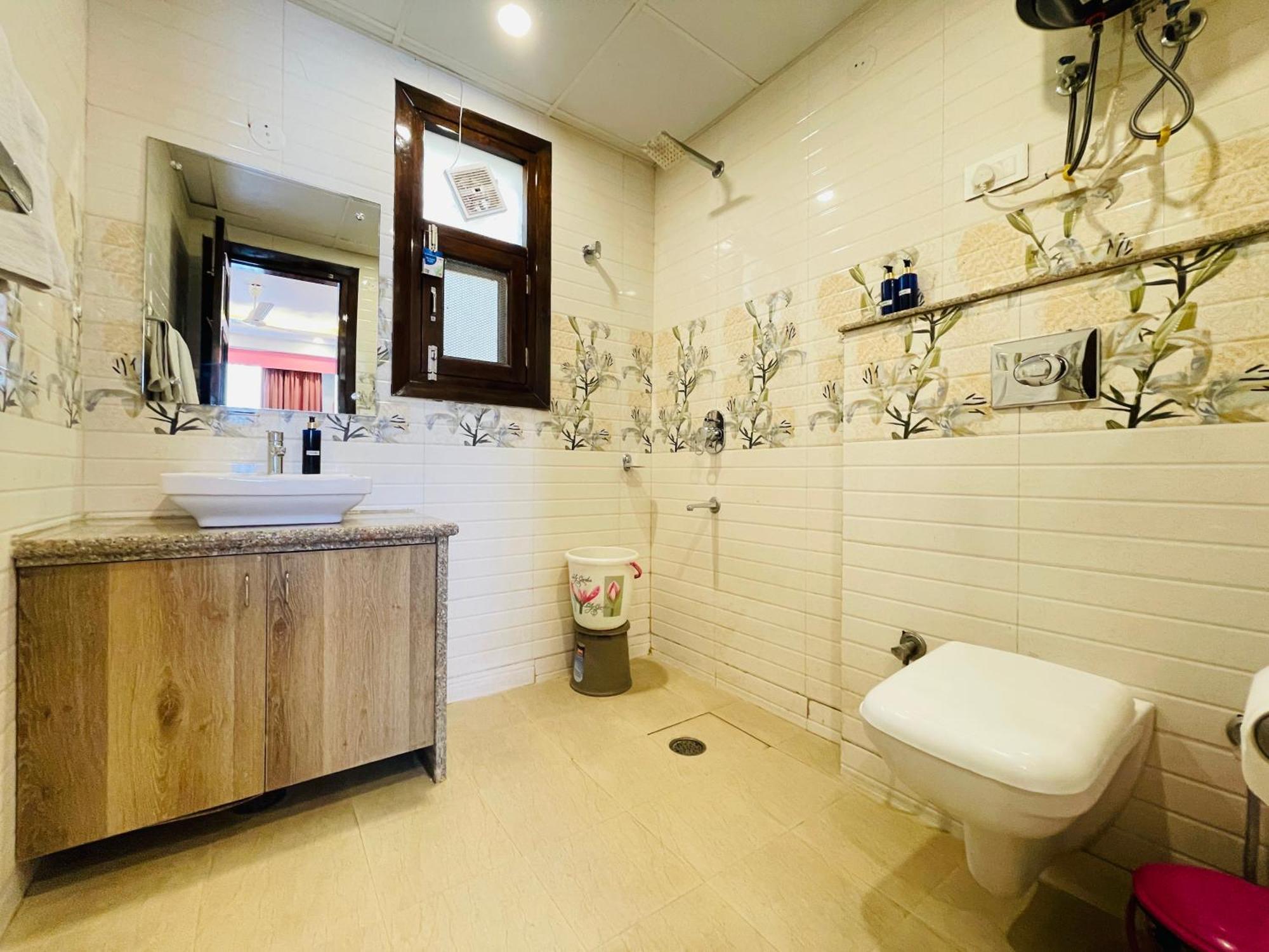 Bedchambers Medicity Serviced Apartments In Gurgaon Extérieur photo